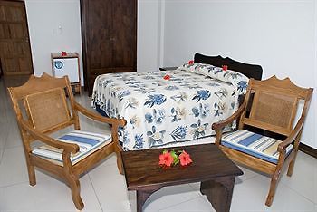 Augerine Guest House Бо-Валлон Экстерьер фото