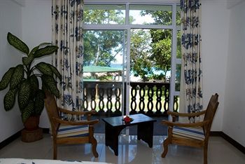 Augerine Guest House Бо-Валлон Экстерьер фото